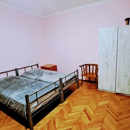 Apartment With A Nice Terrace In Old City Center Tbilisi Exterior photo